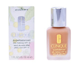 Maquillaje Fluido Superbalanced Silk Clinique