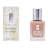 Maquillaje Fluido Superbalanced Silk Clinique