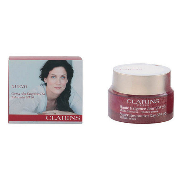 Tratamiento Rejuvenecedor Multi-intensive Clarins