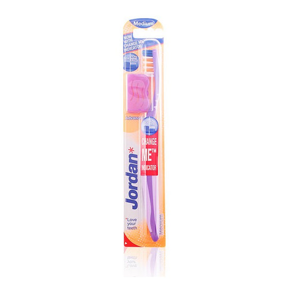 Cepillo de Dientes Advanced Medium Jordan